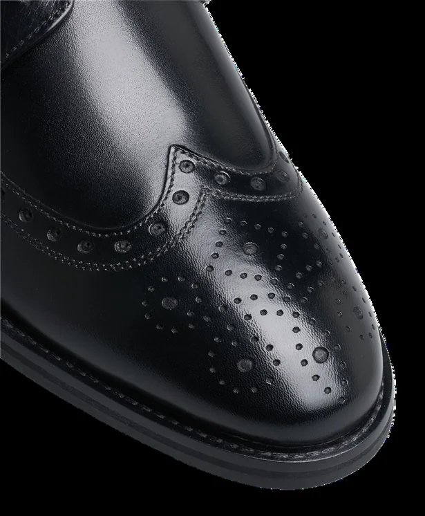 Leather oxford detail